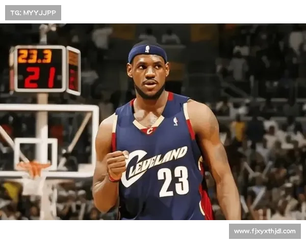 NBA实战的极致弹跳,詹姆斯肩膀近乎平筐,卡特直接飞跃法国中锋 NBA实战的极致弹跳,詹姆斯肩膀近乎平筐,卡特直接飞跃法国中锋